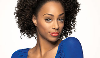 Get a makeup artist look from Global Makeup Artist Shawnelle Prestidge.