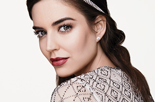 Learn how to fill in sparse brows for a more youthful look.